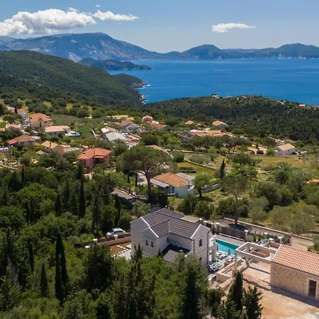 Loel Villa *