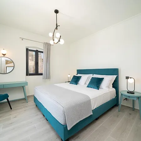 Loel Villa *